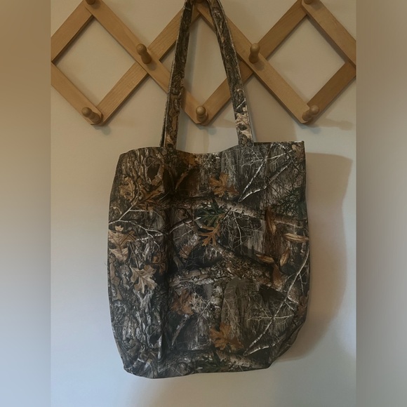 Thread Tote - Picture 4 of 4